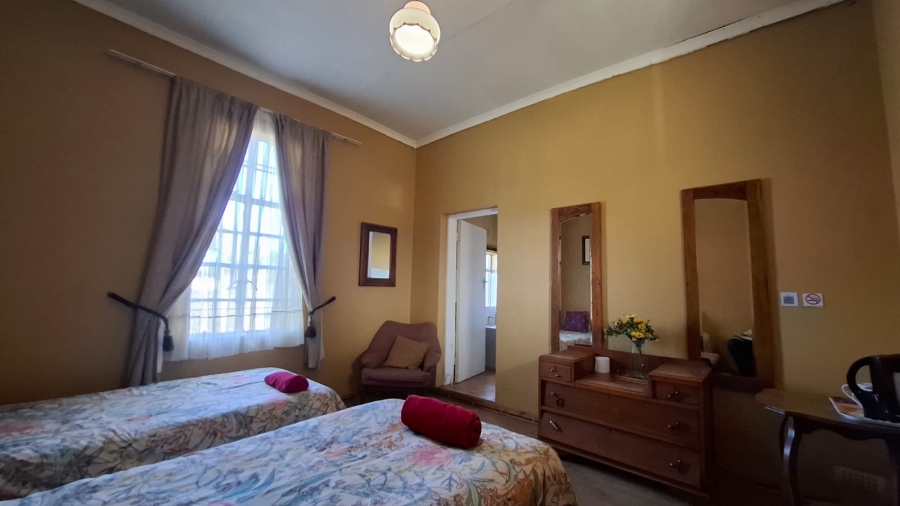 8 Bedroom Property for Sale in Memel Free State